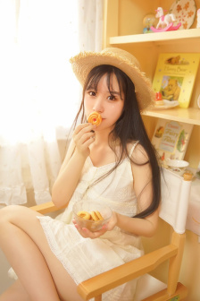 亚精产品一三三菠萝蜜